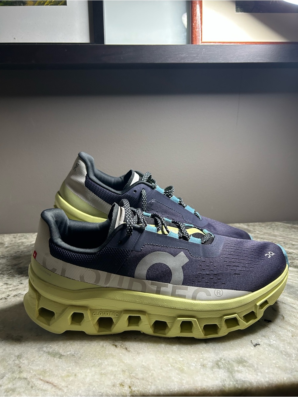 On cloud Running Cloudnova Men’s Sneakers — Navy and Light Green